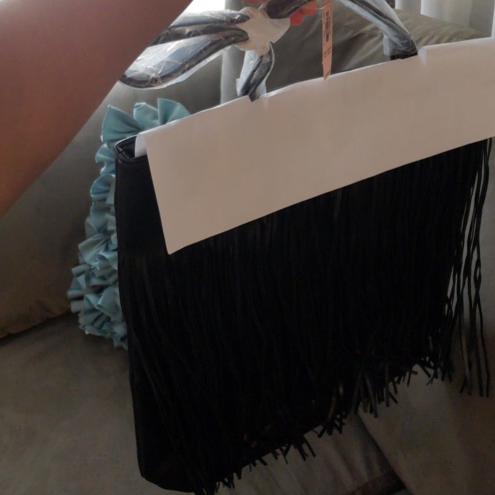 VS leather fringe tote. - Picture 4 of 4